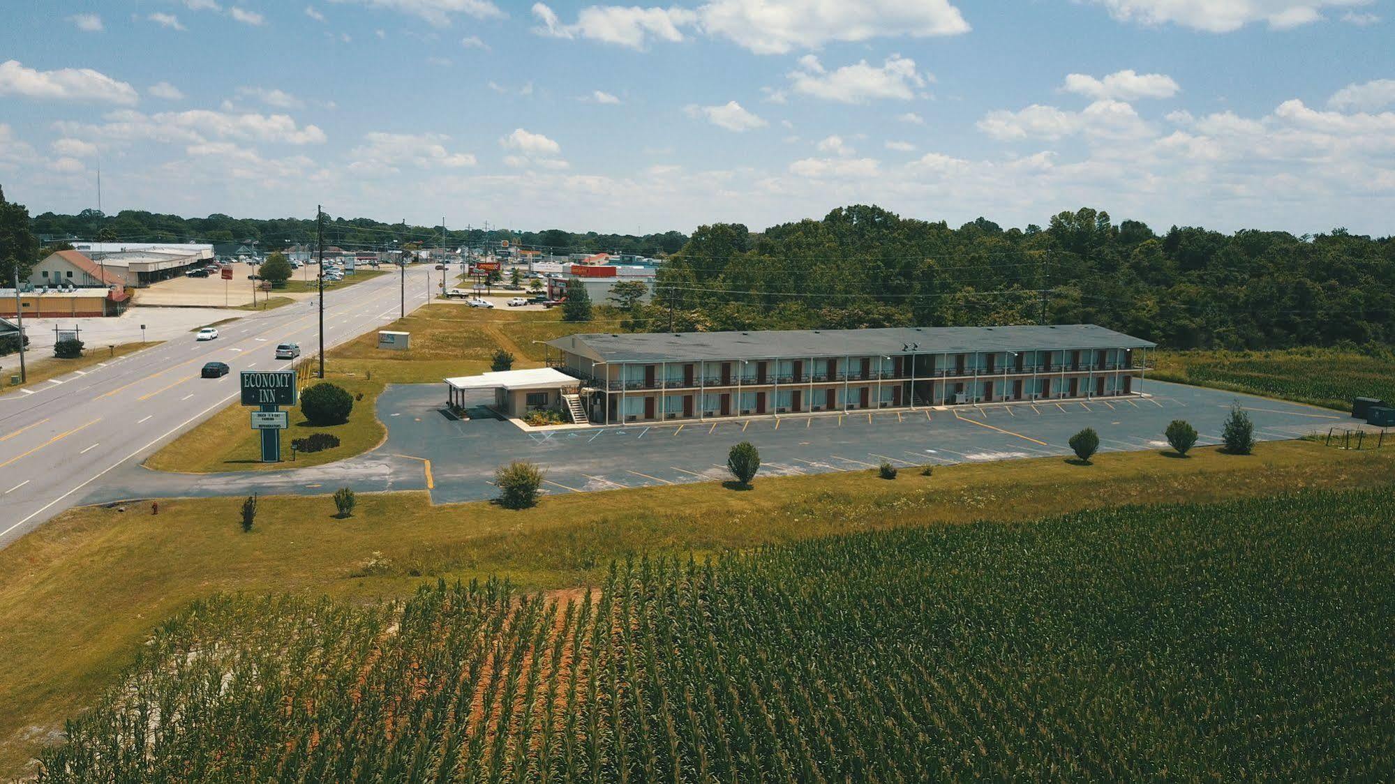 Economy Inn Rogersville Экстерьер фото